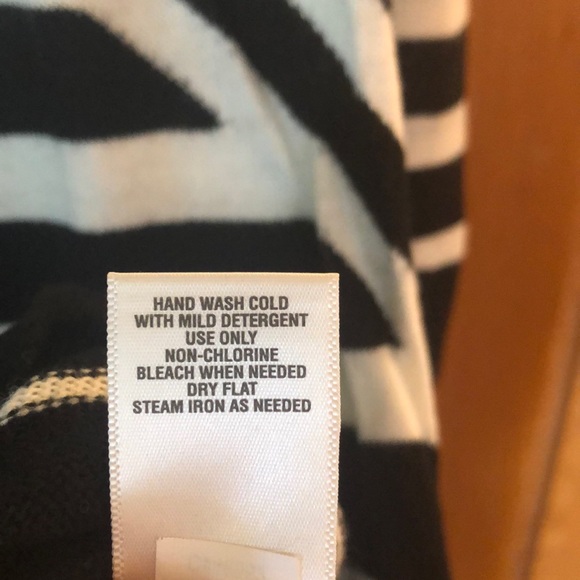 Stripped Sweater Dress - Picture 5 of 5